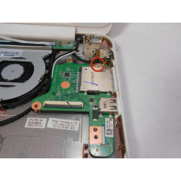 Замена HP Chromebook 14-Q010DX USB / SD-карта